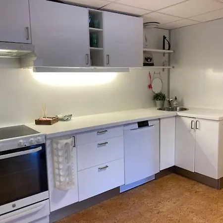 Twin 201 - Near Kristiansand Ostello