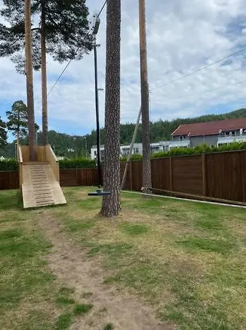 Twin 201 - Near Kristiansand Albergue