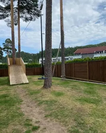 Twin 201 - Near Kristiansand Vandrerhjem